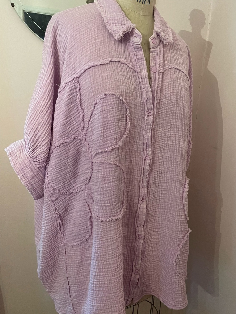 easel Gauze Button-Front Blouse with Floral Appliqué
